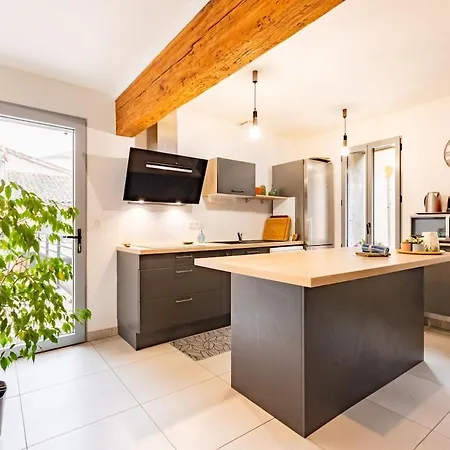Apartamento Le Grand Jany Spacious T4 With Terrace